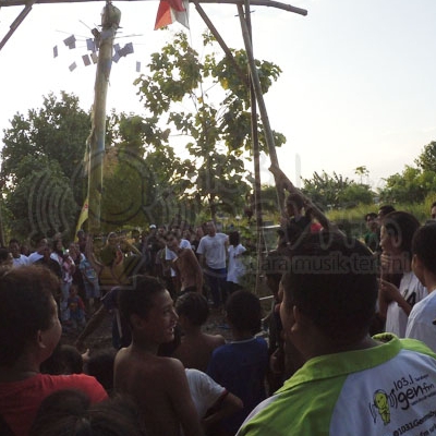 Gen Grebek Kampung Keputih Tegal Taman 14 Agustus 2016